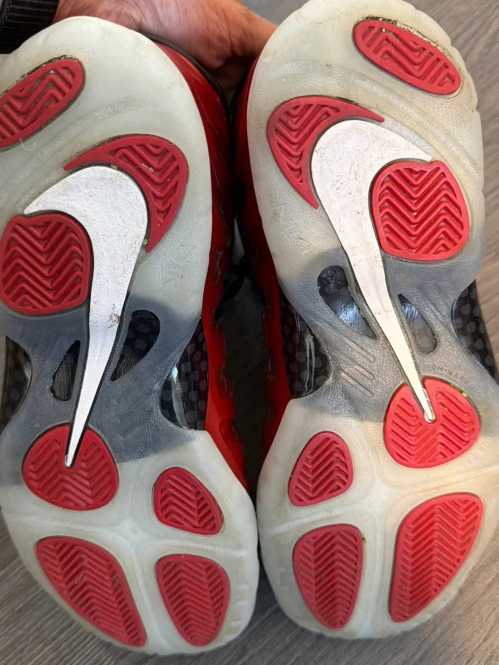 Nike bold red